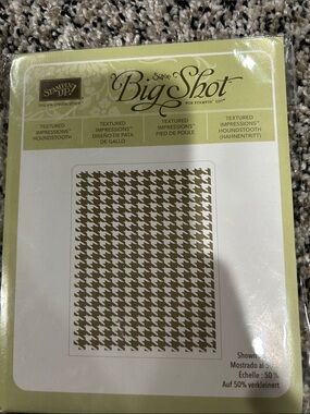 Stampin' Up! Big Shot Textured Impressions Houndstooth Embossing Folder - Green